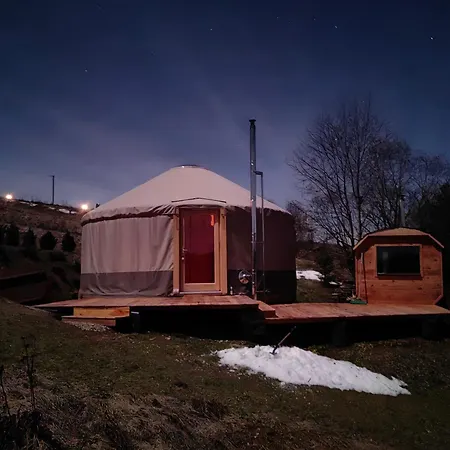 Owcza Jurta Luxury tent
