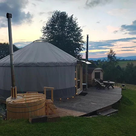 Luksustelt Owcza Jurta *