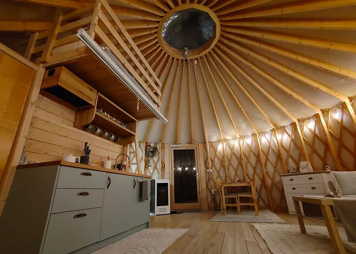 Owcza Jurta * Dursztyn