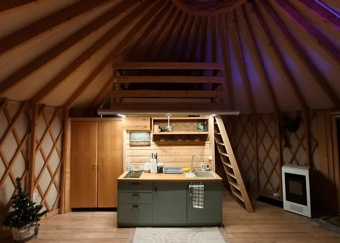 럭셔리텐트 Owcza Jurta